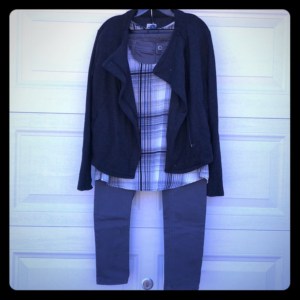 Women’s outfit bundle